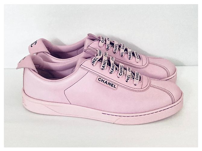 Scarpe da ginnastica Chanel Weekender Rosa - vista 2