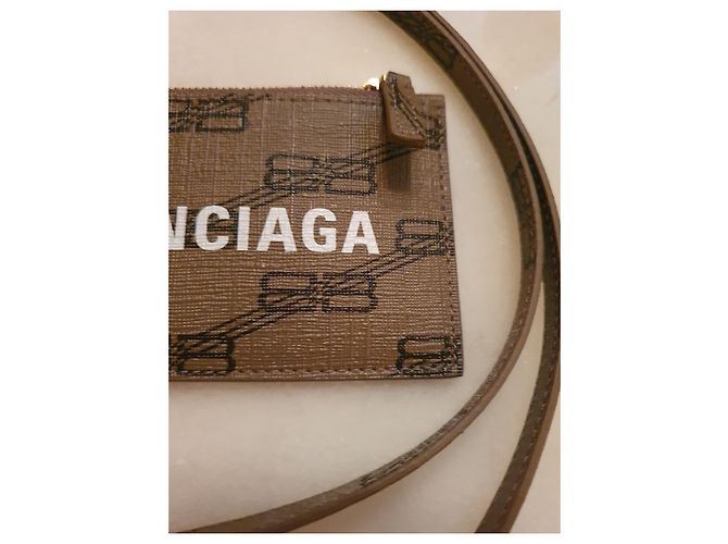 Pochette Balenciaga in pelle marrone - vista 10
