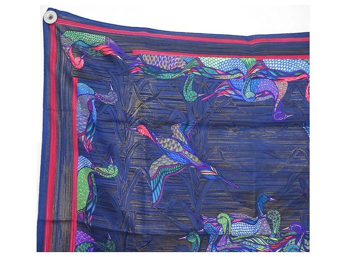 Hermès SCIARPA HERMES VINTAGE LA MARE AUX ANATRE DAPHNE DUCHESNE SCIARPA IN SETA BLU - vista 2