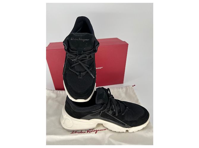 Sneakers Skylar Salvatore Ferragamo in camoscio e rete nere - vista 6