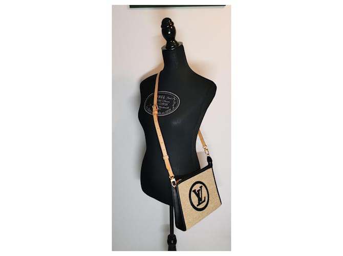 Louis Vuitton Custodia da toilette Beige - vista 4