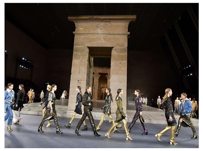 Chanel Vestidos Negro Dorado - vista 15