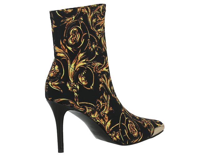 Stivaletti con stampa barocca di Versace Jeans Couture - vista 3