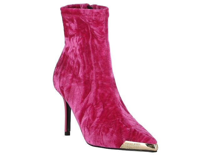 Versace Jeans Couture Botines de terciopelo aplastado de Versace Jeans - vista 2