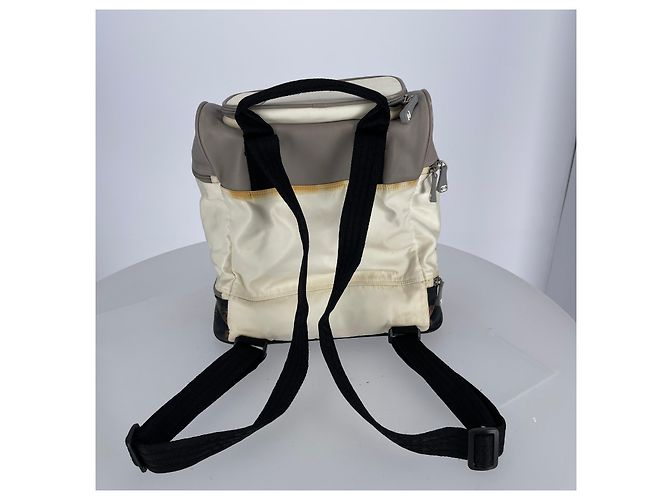 Chanel Zaino in nylon beige - vista 4
