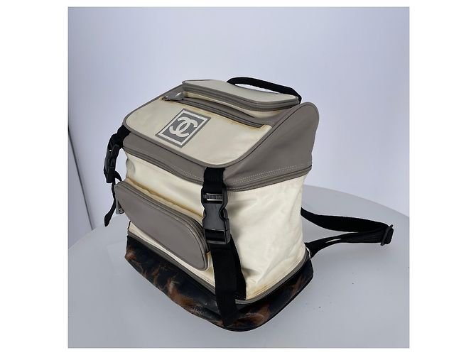Chanel Zaino in nylon beige - vista 6