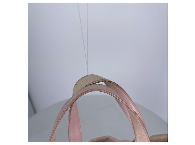 Chanel Borsa a spalla rosa della nuova linea da viaggio - vista 7