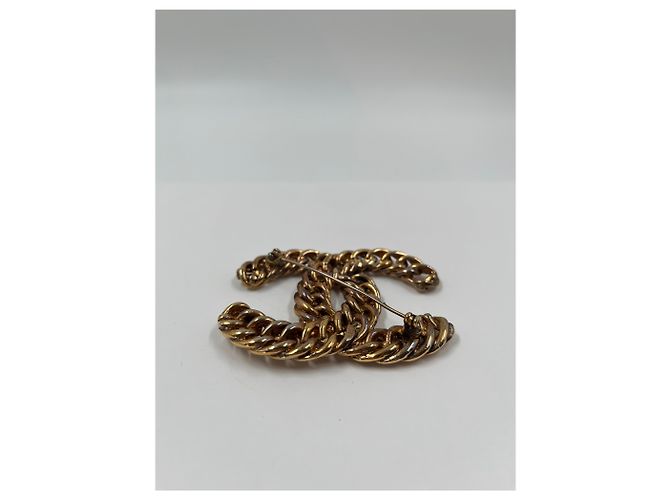 Goldfarbene Chanel CC Brosche Golden - Ansicht 3