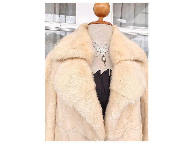 Autre Marque Casaco Longo Mink com Cinto Cru - vista 2