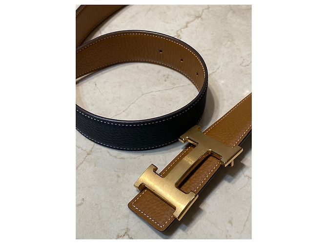 Cinto com fivela de couro Hermès REVERSIBLE “H” dourado 18K Preto - vista 7