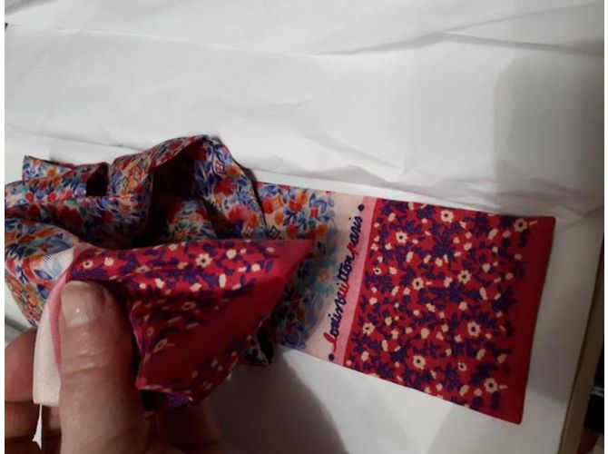 Sciarpa Louis Vuitton Catiana in seta multicolore - vista 3