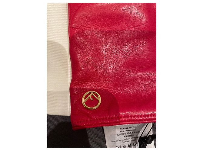 Fendi Handschuhe aus rotem Leder - Ansicht 3