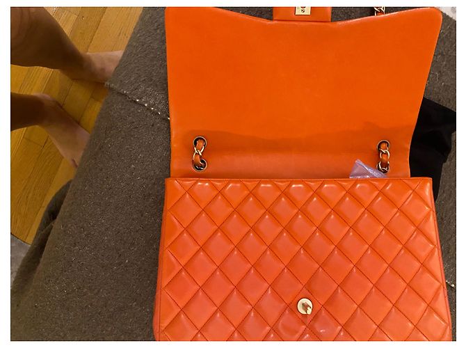 Bolsa Chanel Timeless Maxi Jumbo Couro Acolchoado Coral - vista 3