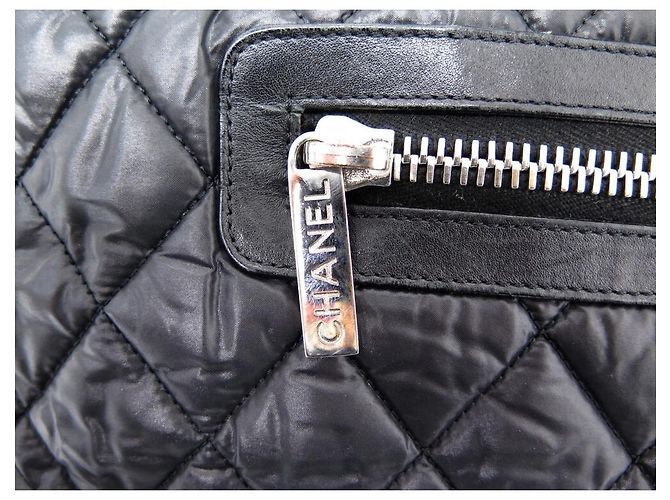 BORSA CHANEL COCOON CABAS 50BORSA A MANO NERA IMBOTTITA IN NYLON CM Nero - vista 5