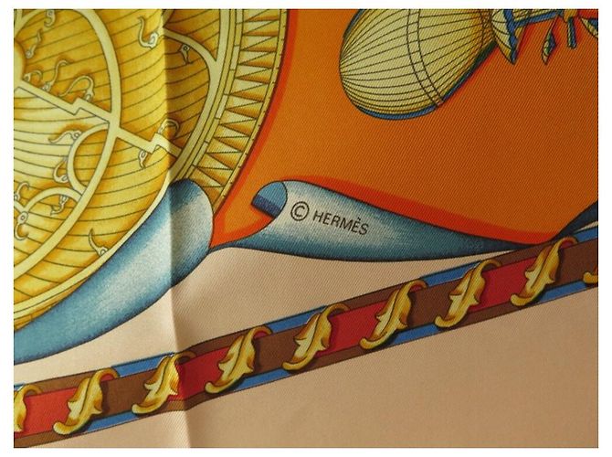 Hermès BUFANDA HERMES SUEÑOS DEL ESPACIO DUCHENE SQUARE 90 CAJA DE SEDA + SCAF DE SEDA Naranja - vista 4