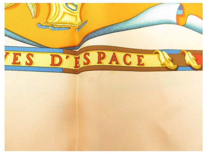 Hermès BUFANDA HERMES SUEÑOS DEL ESPACIO DUCHENE SQUARE 90 CAJA DE SEDA + SCAF DE SEDA Naranja - vista 7