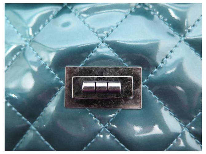 CHANEL MAXI HANDTASCHE 2.55 PREUSSENBLAU GESTEPPTES LACKLEDER + TASCHENBOX - Ansicht 13