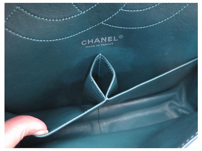 CHANEL MAXI HANDTASCHE 2.55 PREUSSENBLAU GESTEPPTES LACKLEDER + TASCHENBOX - Ansicht 20