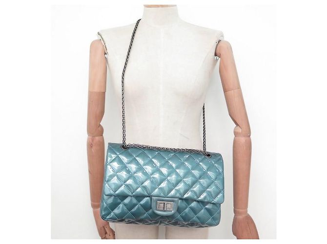 CHANEL MAXI HANDTASCHE 2.55 PREUSSENBLAU GESTEPPTES LACKLEDER + TASCHENBOX - Ansicht 7