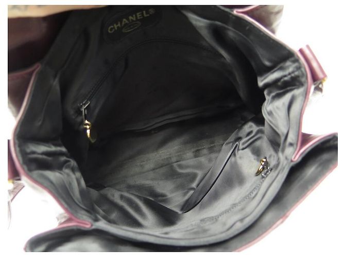BOLSA CHANEL BESACE COM FECHO ATEMPORAL BOLSA BANDOULIERE DE COURO ACOLCHOADO Bordeaux - vista 16
