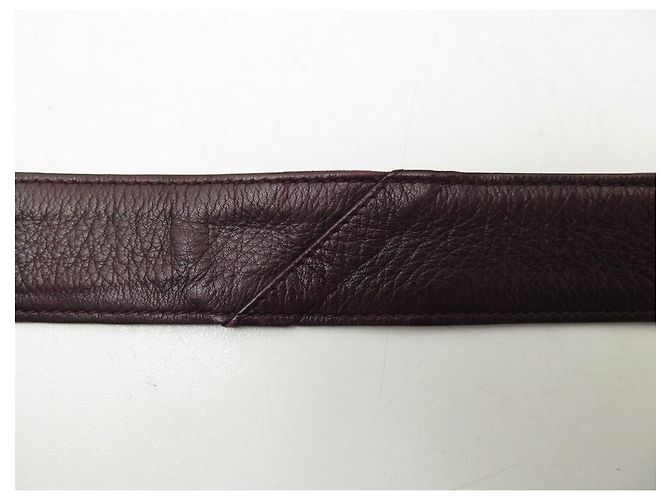 BOLSA CHANEL BESACE COM FECHO ATEMPORAL BOLSA BANDOULIERE DE COURO ACOLCHOADO Bordeaux - vista 6