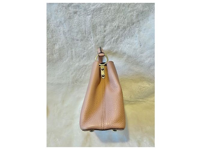 Louis Vuitton LV Capucines BB in Magnolia Rosa - vista 5