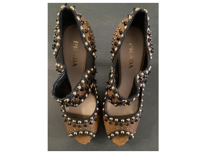 Tacchi alti Prada borchiati con cut out Marrone Nero - vista 12