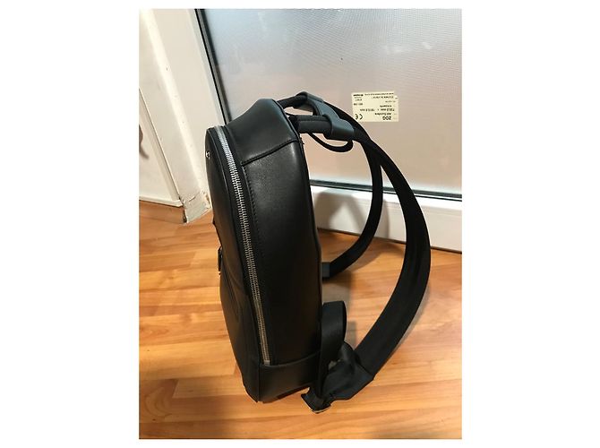 Mini sac à dos Montblanc Meisterstück Selection Soft cuir noir - vue 4