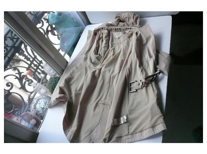 BURBERRY Trench beige con cappuccio removibile 14 AN B.E - vista 10
