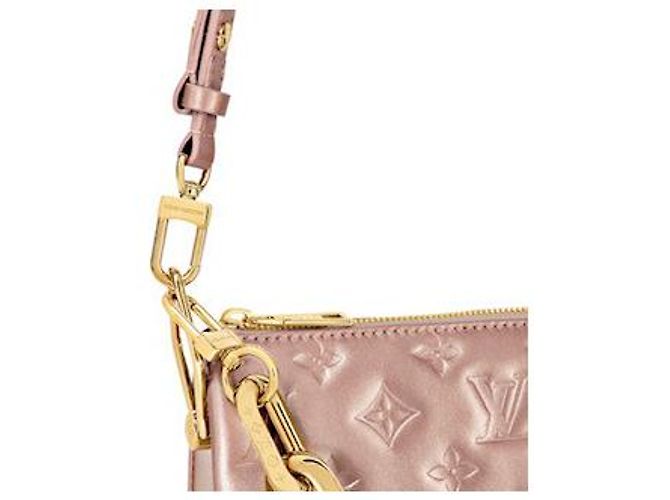 Louis Vuitton LV Coussin BB nuovo in oro rosa - vista 2