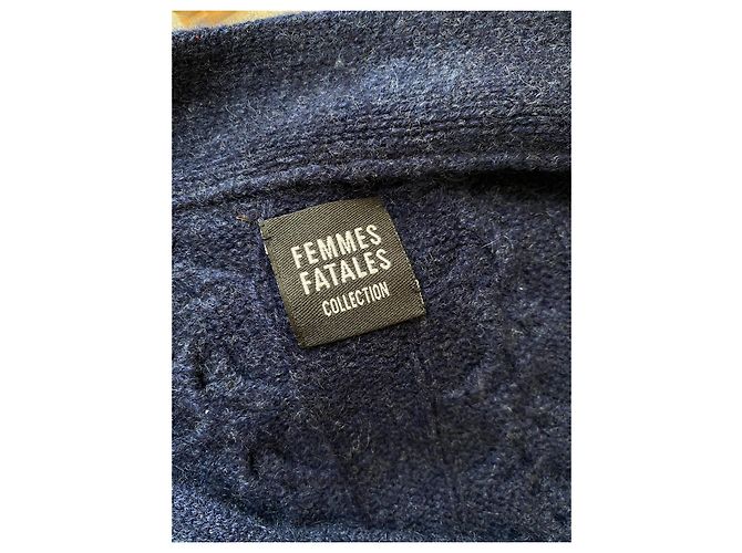 Autre Marque Kaschmir-Strickwaren von Femmes Fatales Blau - Ansicht 19