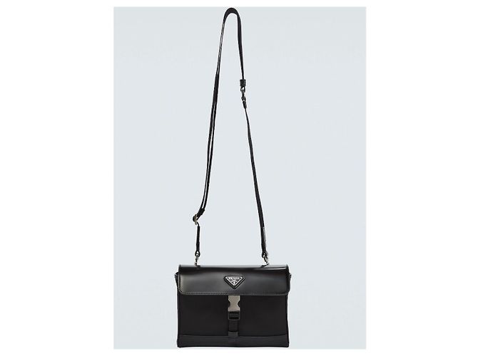 Prada mala a tiracolo - vista 2