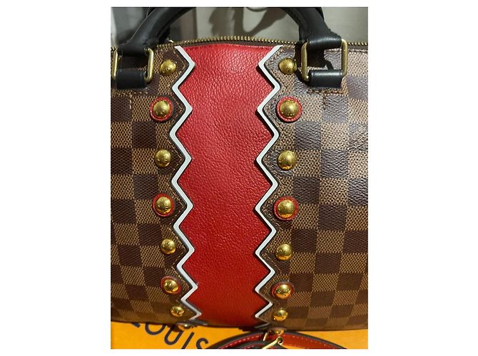 Borsa a mano Louis Vuitton Karakoran in pelle - vista 12