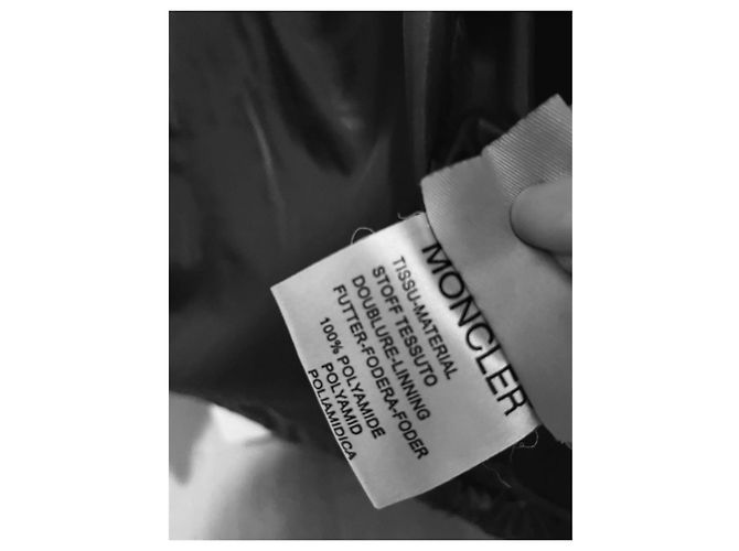Moncler Furhood Jacke Hellbraun Polyester - Ansicht 4