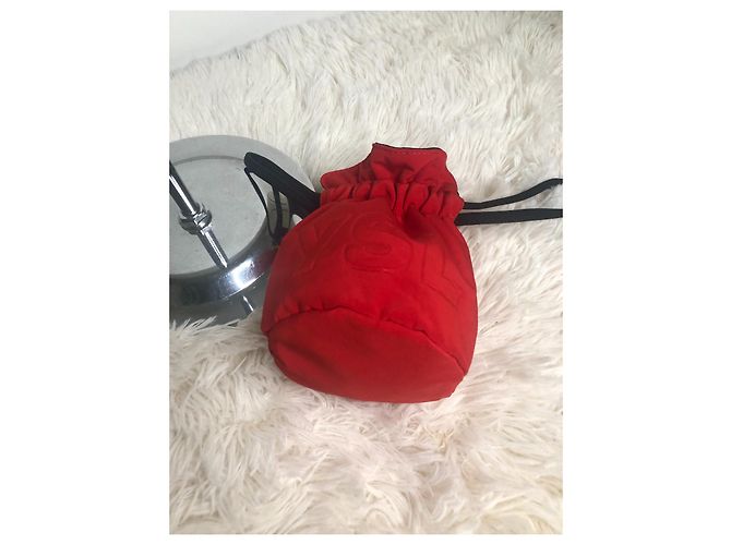 Pochette Yves Saint Laurent Rossa in Tessuto Rosso - vista 3