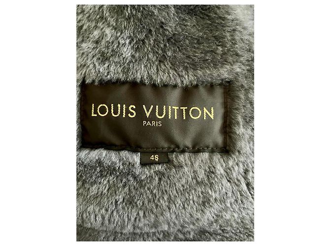 Louis Vuitton Blouson bomber en shearling moutin gris LV - vue 8