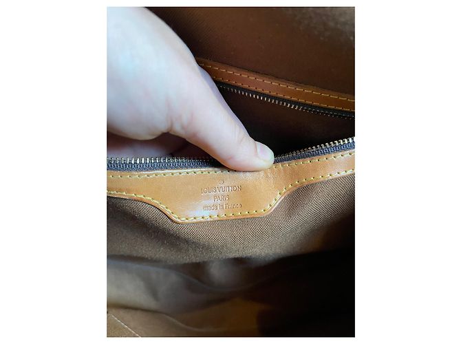 Borsa da viaggio Louis Vuitton Messenger Abbesses Marrone Pelle - vista 12