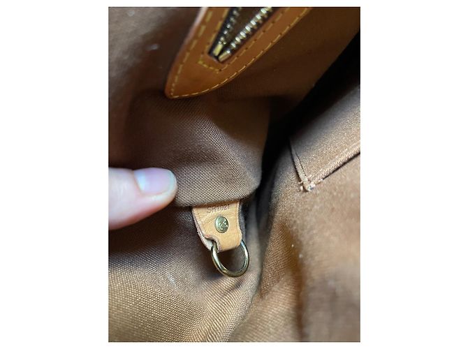 Borsa da viaggio Louis Vuitton Messenger Abbesses Marrone Pelle - vista 16