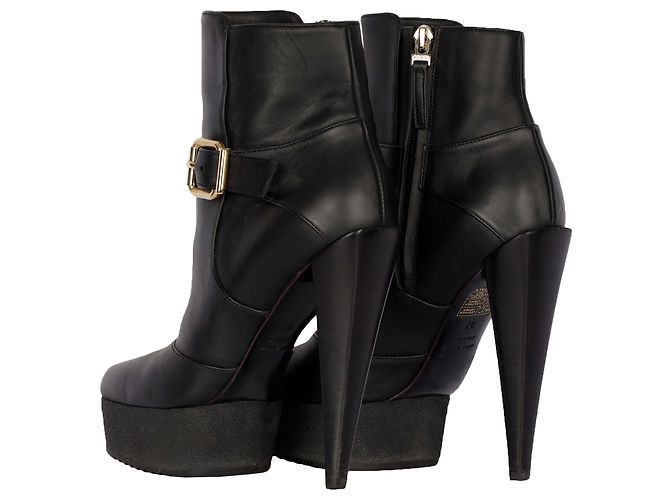 Fendi Black Leather Ankle Boots with Heels - view 3