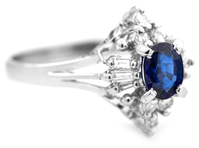 Autre Marque Zentraler Saphir-Platinring mit Diamanten Blau - Ansicht 5