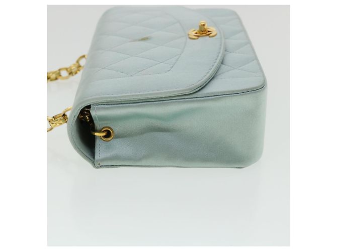 CHANEL Borsa a tracolla Diana Matelasse Satin Light Blue CC Auth 33325alla Blu chiaro - vista 4