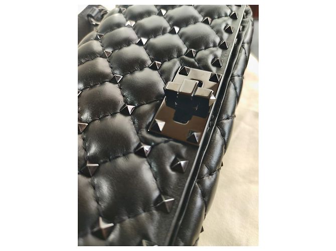 Valentino BORSA A SPALLA ROCKSTUD SPIKE in pelle di vitello Tutto nero Nuovo - vista 8