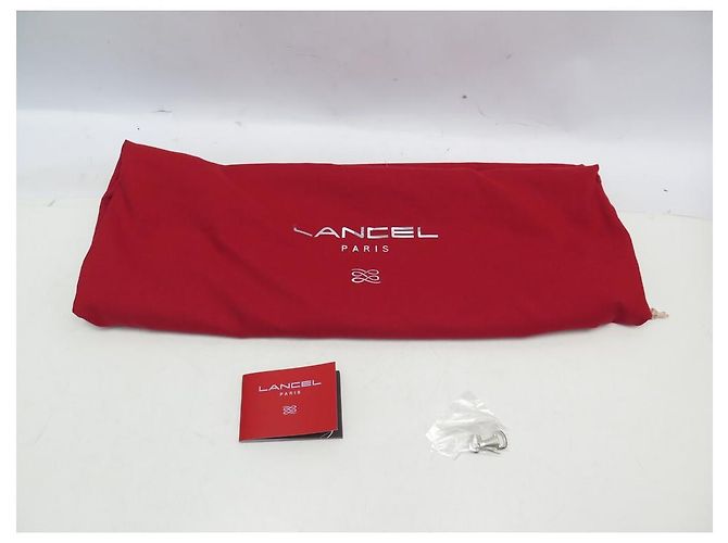 PORTA ASCIUGAMANI LANCEL 2 CARTELLA IN PELLE NERA SOFFIETTO IN PELLE NERA - vista 14