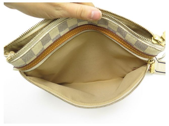 LOUIS VUITTON BOSPHORE BORSA MESSENGER CON TRACOLLA BORSA DAMIER AZUR IN TELA A TRACOLLA Bianco - vista 7