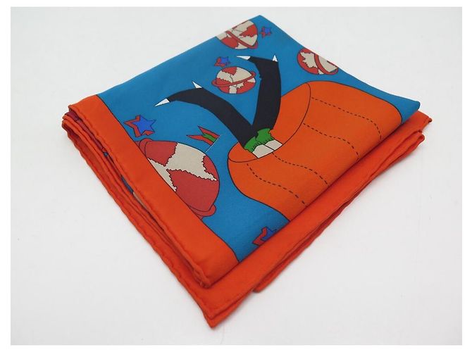 Hermès NOVE HERMES SCIARPA UN WEEK END ALLO SPAZIO DEL CARRE 70 SCIARPA IN SETA BLU CM - vista 6