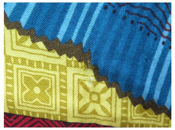 Aline Hermès HERMES CENT PLIS SHAWL SCIARPA DEL MIAO HONORE 140 SCIARPA CM IN CASHMERE Bordò - vista 7