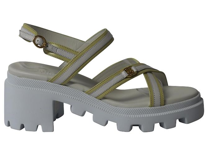 Gucci Interlocking GG Sandaletten mit Blockabsatz aus weißem Leder - Ansicht 2