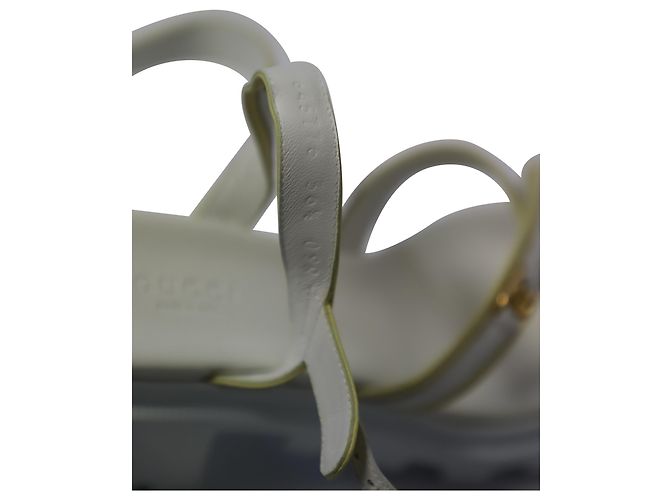 Gucci Interlocking GG Sandaletten mit Blockabsatz aus weißem Leder - Ansicht 7