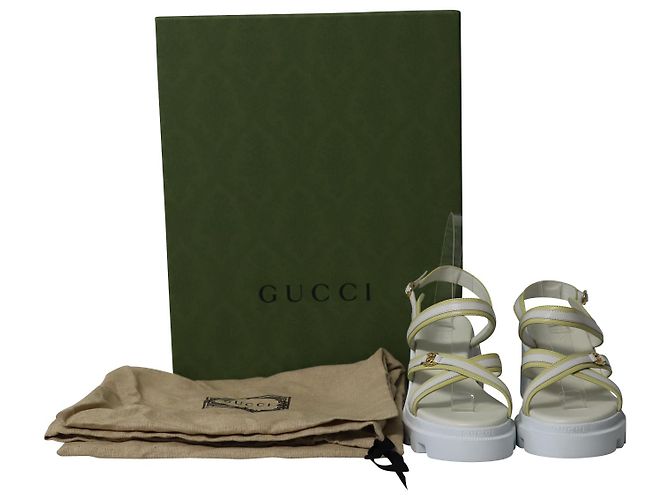 Gucci Interlocking GG Sandaletten mit Blockabsatz aus weißem Leder - Ansicht 9