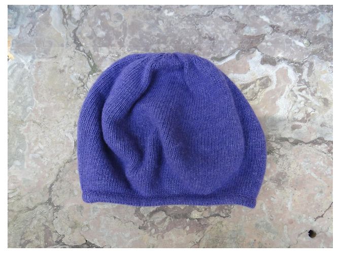 Berretto Blumarine Viola in Cashmere e Lana con Logo Swarovski Porpora - vista 4